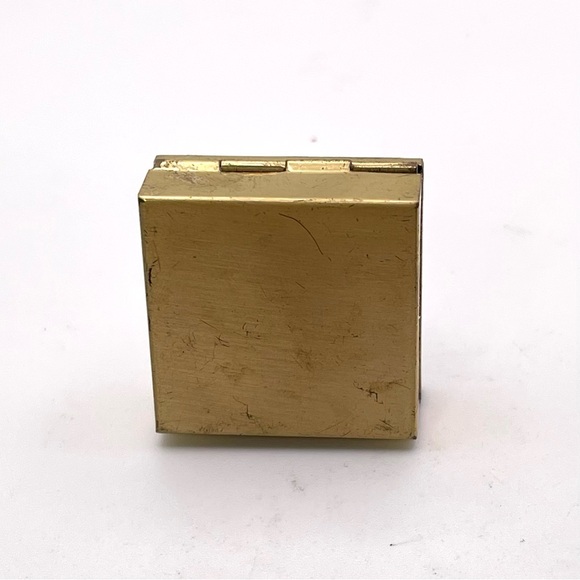 Vintage Brass and Pewter Pill Box With Relief Sailboats on Lid Estate Piece - Picture 4 of 14